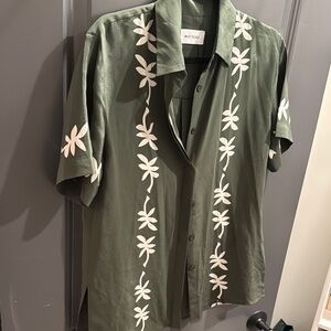 Matteau Green and White Casual Button Down Shirt